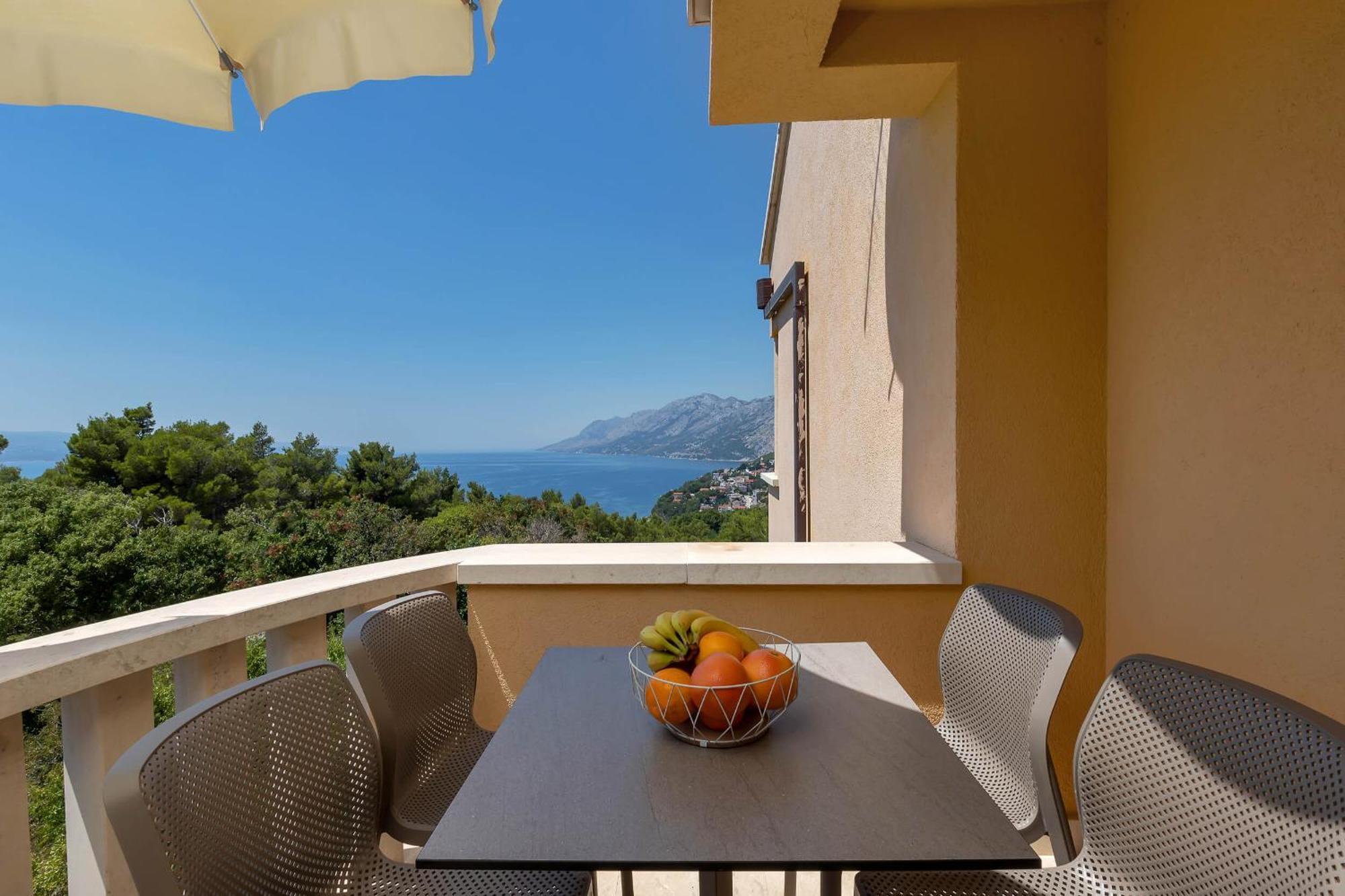 Apartments Marin Brela Rom bilde