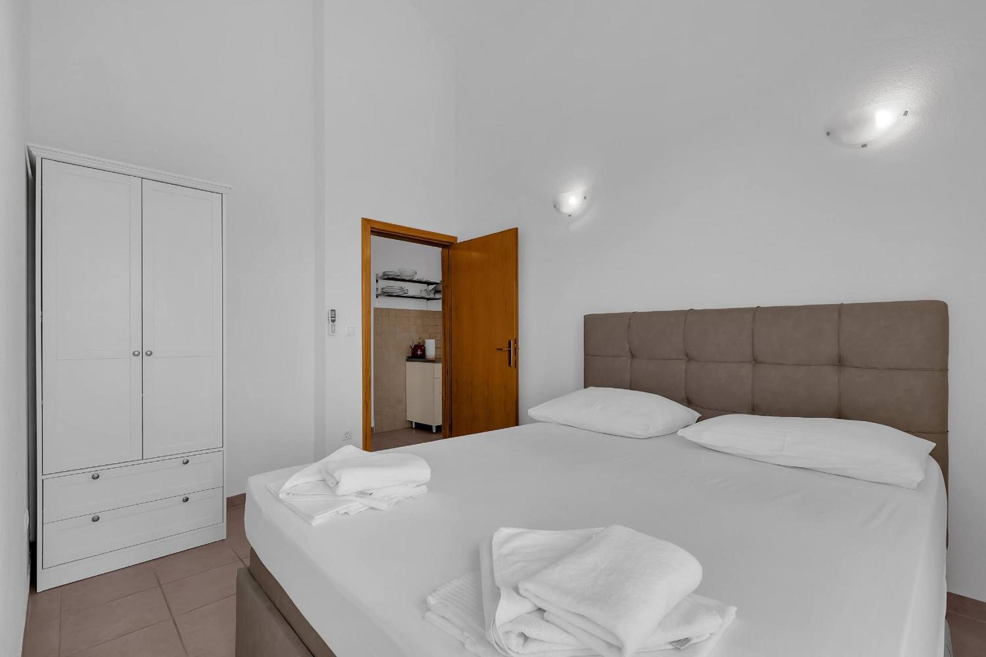 Apartments Marin Brela Rom bilde